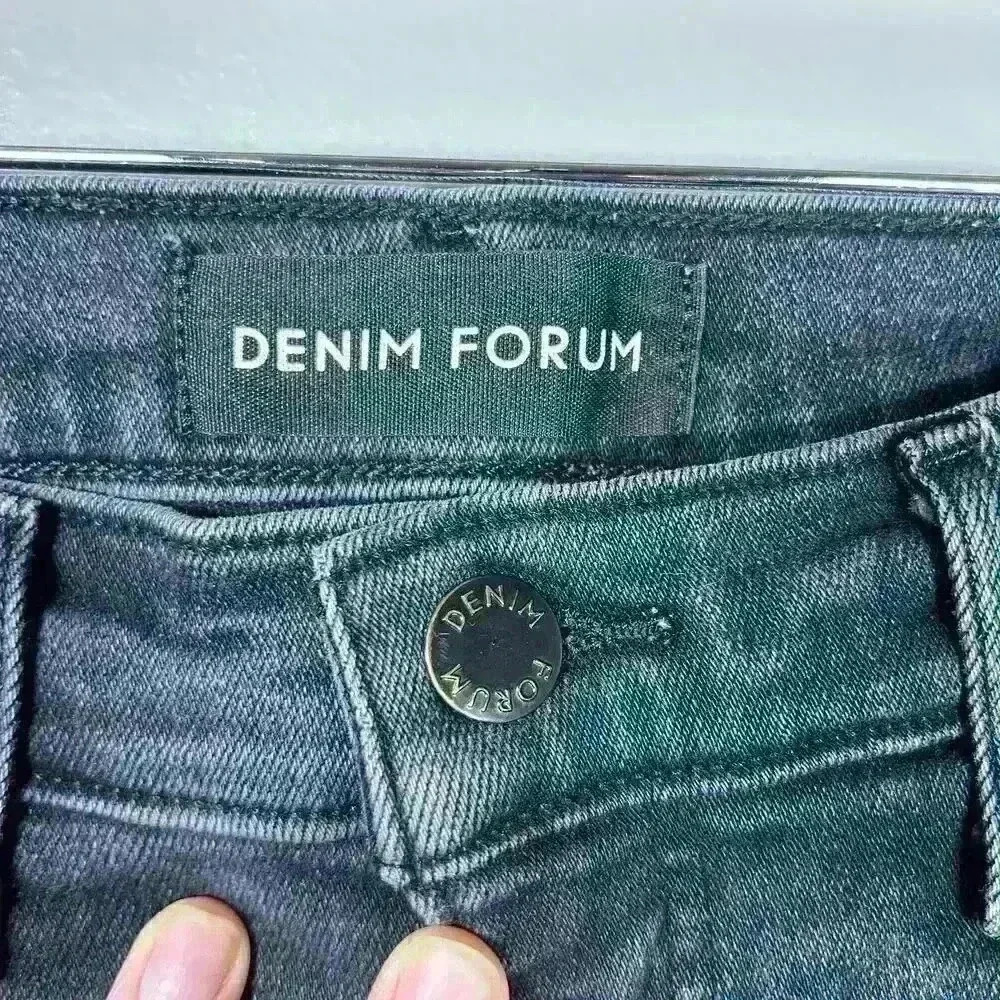 DENIM FORUM Black Vintage Wash Raw Hem Jeans Nico Midrise Skinny Crop 28 - Picture 4 of 10